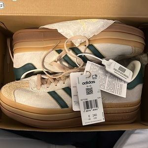 WMNS ADIDAS GAZELLE BOLD